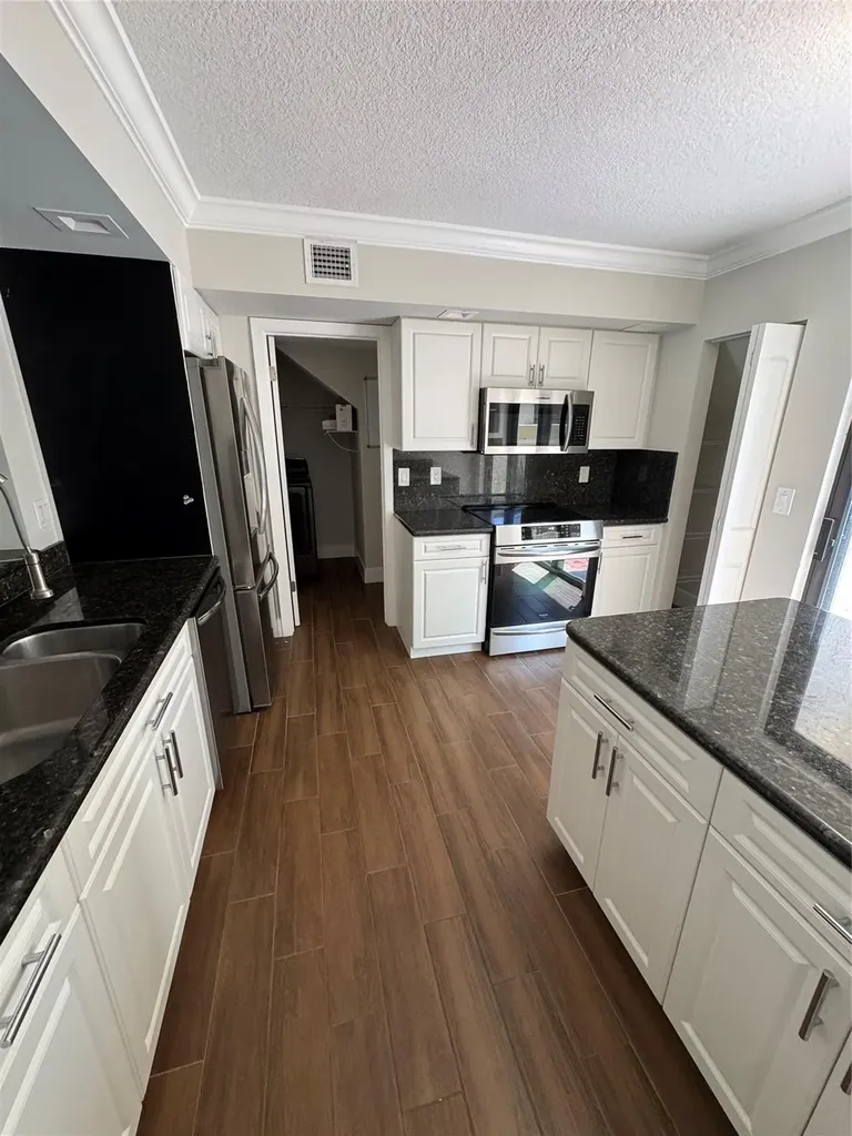 7741 La Mirada Drive Boca Raton FL 33433