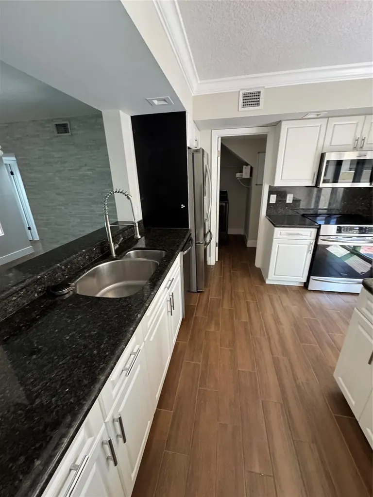 7741 La Mirada Drive Boca Raton FL 33433