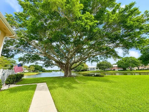3115 Kingston Court West Palm Beach FL 33409