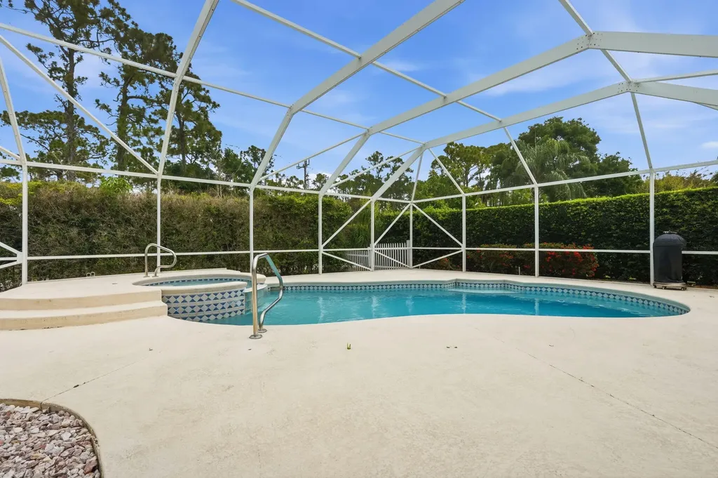 9205 SE Woods End Place Jupiter FL 33469