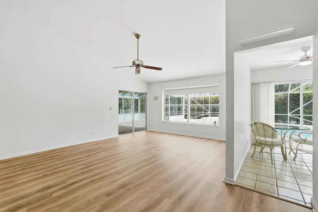 9205 SE Woods End Place Jupiter FL 33469