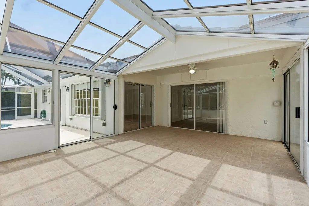 9205 SE Woods End Place Jupiter FL 33469