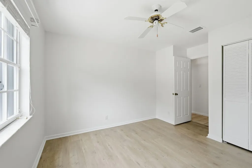9205 SE Woods End Place Jupiter FL 33469