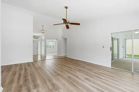 9205 SE Woods End Place Jupiter FL 33469