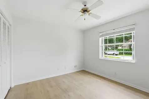 9205 SE Woods End Place Jupiter FL 33469