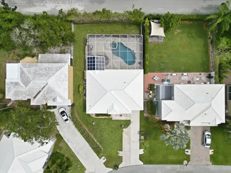 9205 SE Woods End Place Jupiter FL 33469