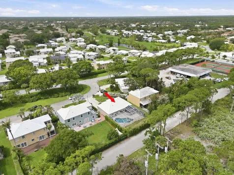9205 SE Woods End Place Jupiter FL 33469
