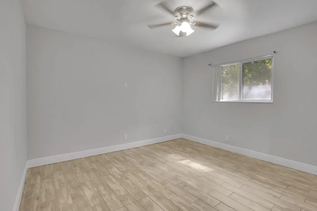 2227 NE 3rd Avenue Delray Beach FL 33444