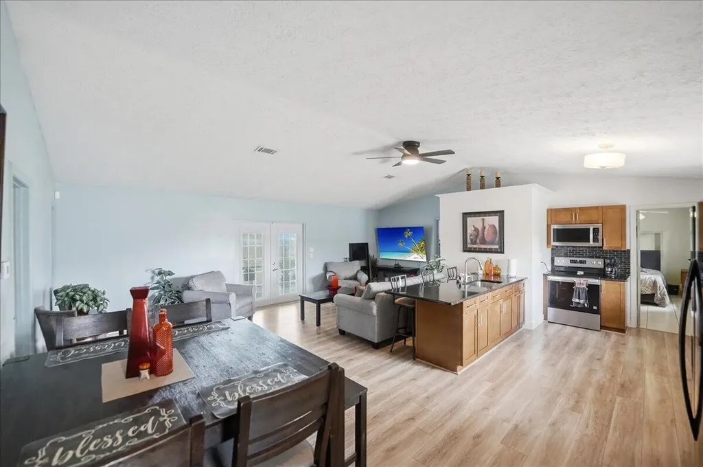 963 SW Bay State Road Port St Lucie FL 34953