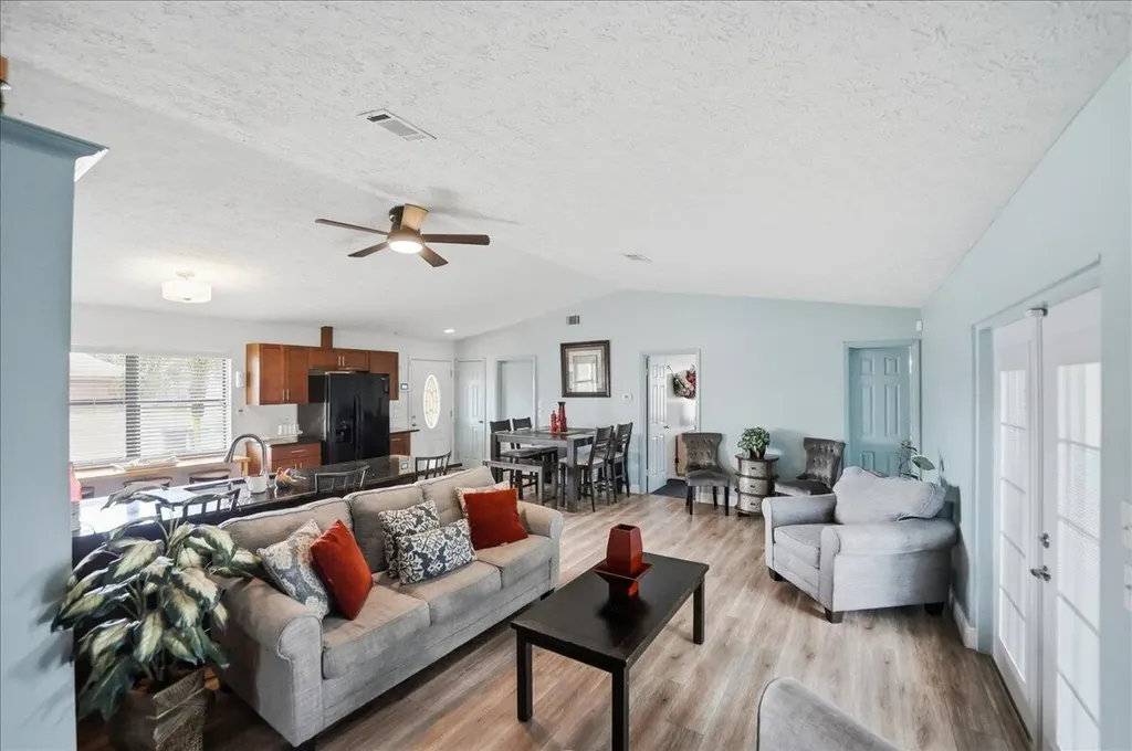 963 SW Bay State Road Port St Lucie FL 34953