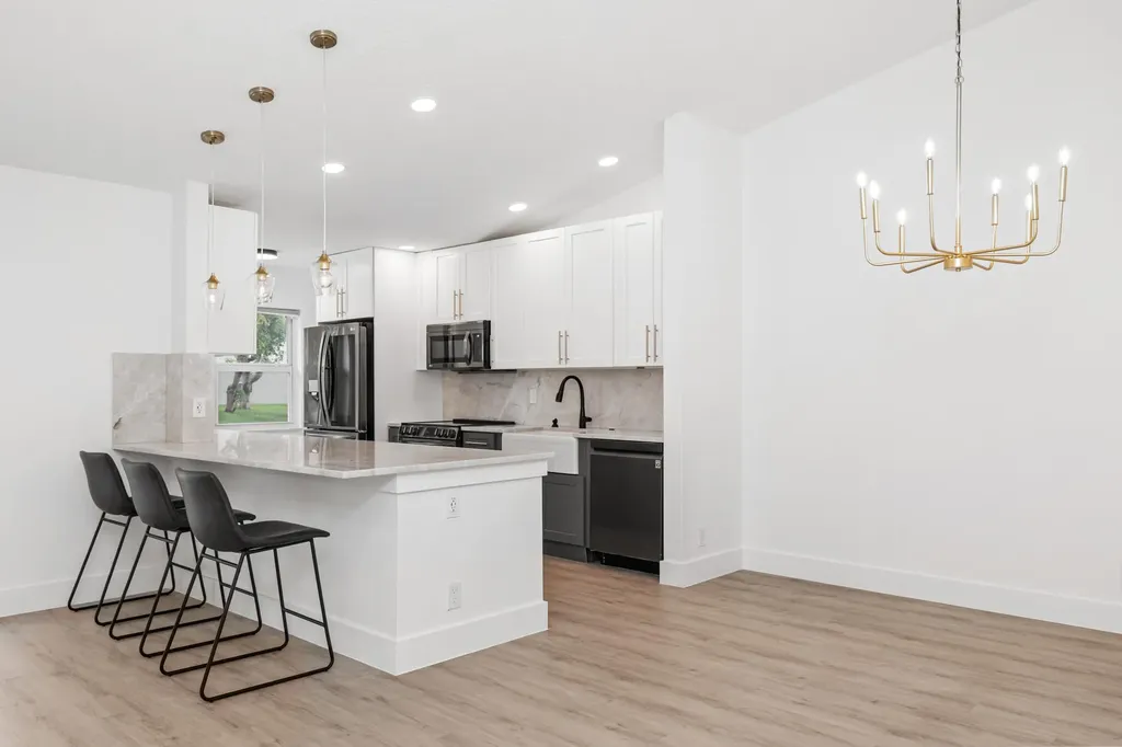 2737 Zorno Way Delray Beach FL 33445