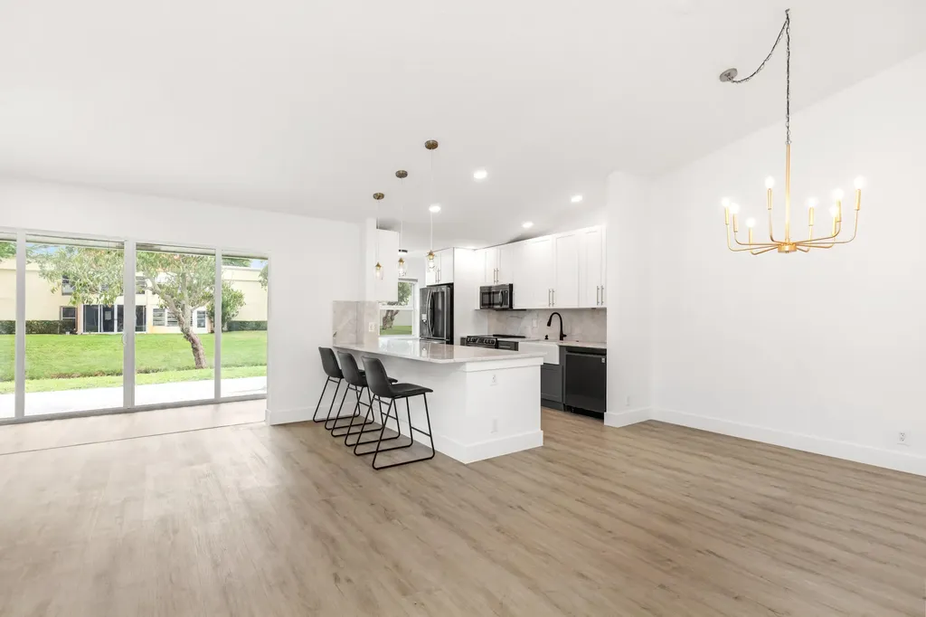2737 Zorno Way Delray Beach FL 33445