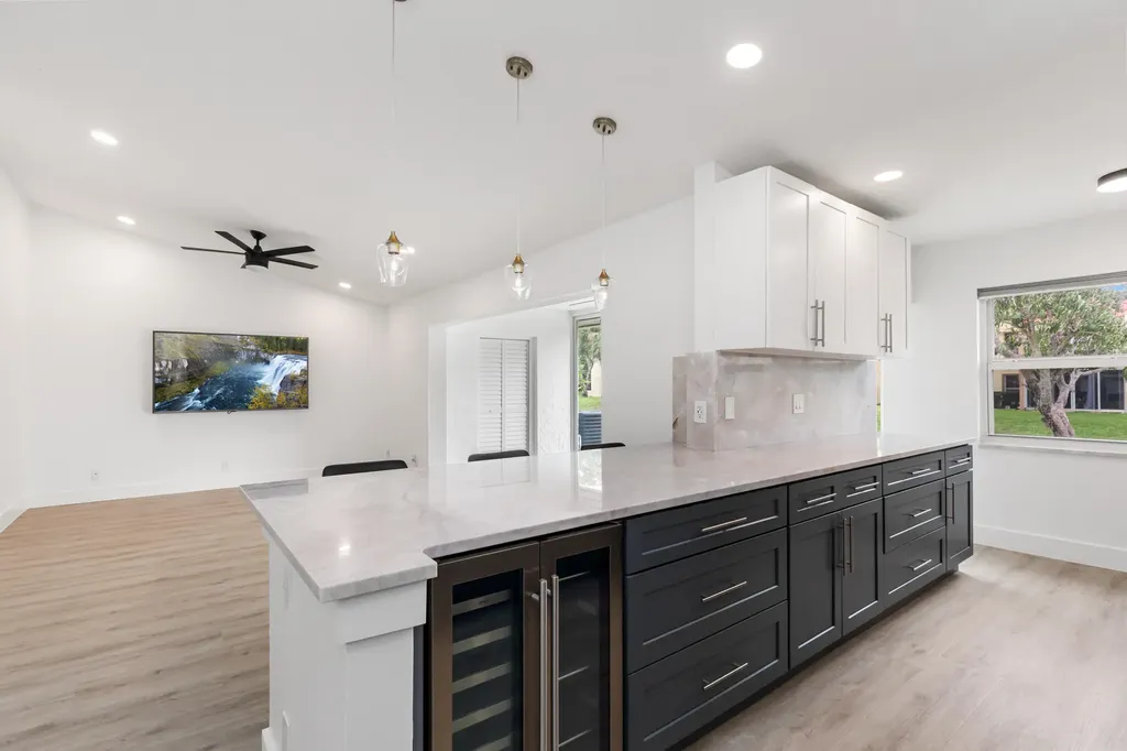 2737 Zorno Way Delray Beach FL 33445