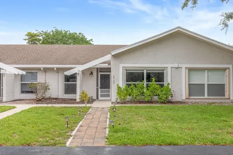 2737 Zorno Way Delray Beach FL 33445