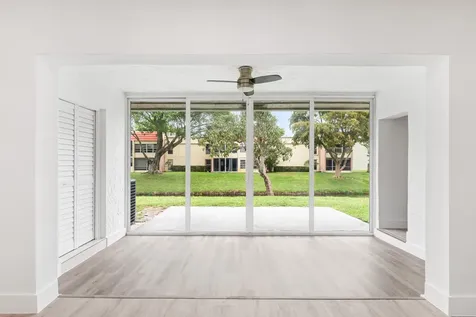 2737 Zorno Way Delray Beach FL 33445