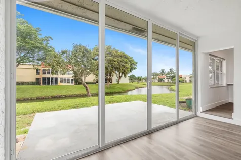 2737 Zorno Way Delray Beach FL 33445