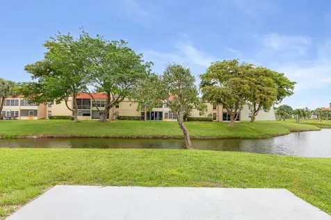 2737 Zorno Way Delray Beach FL 33445