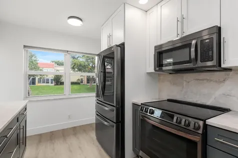 2737 Zorno Way Delray Beach FL 33445
