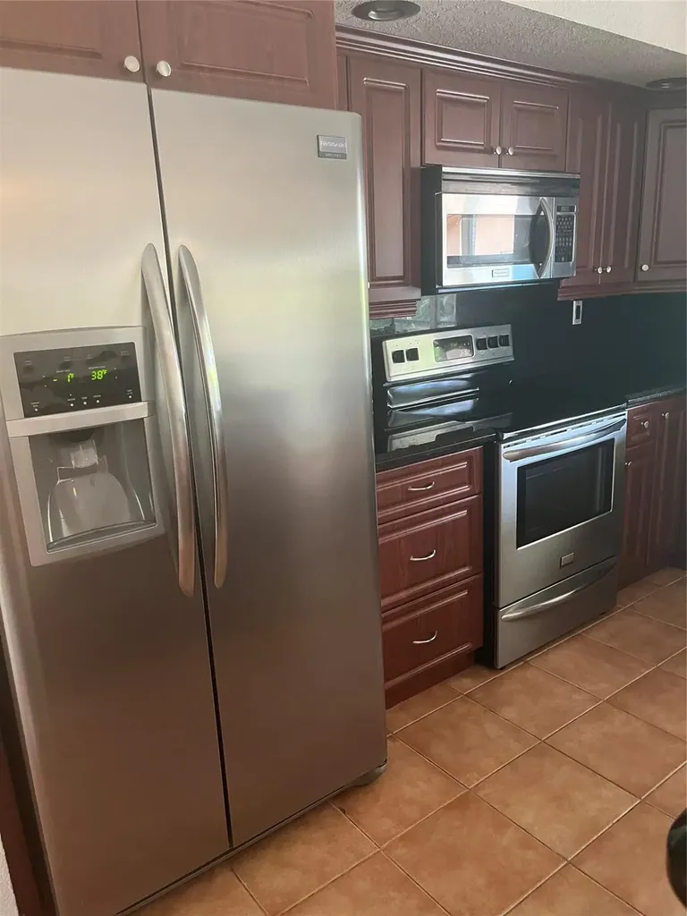 10734 NW 17th Manor Coral Springs FL 33071