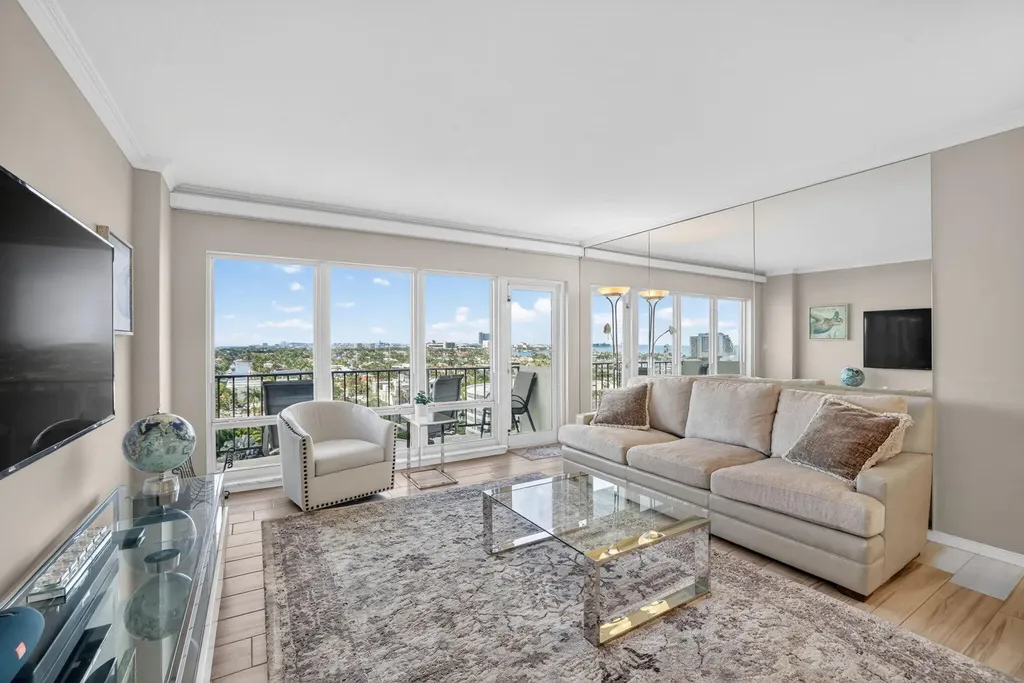 2500 E Las Olas Boulevard Fort Lauderdale FL 33301