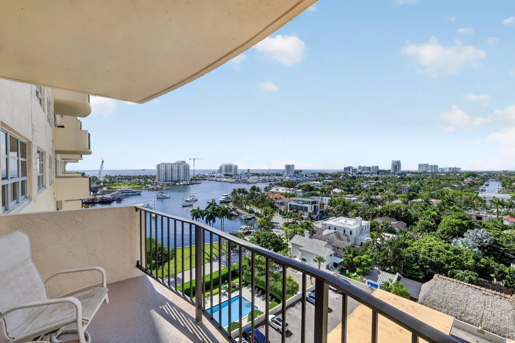 2500 E Las Olas Boulevard Fort Lauderdale FL 33301