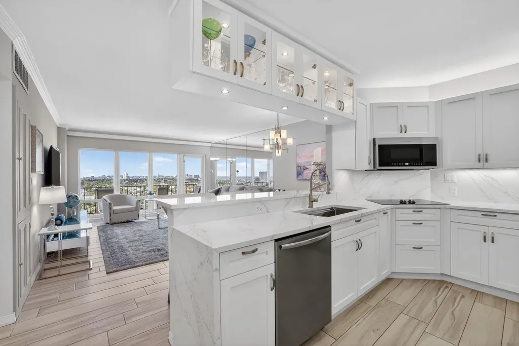 2500 E Las Olas Boulevard Fort Lauderdale FL 33301