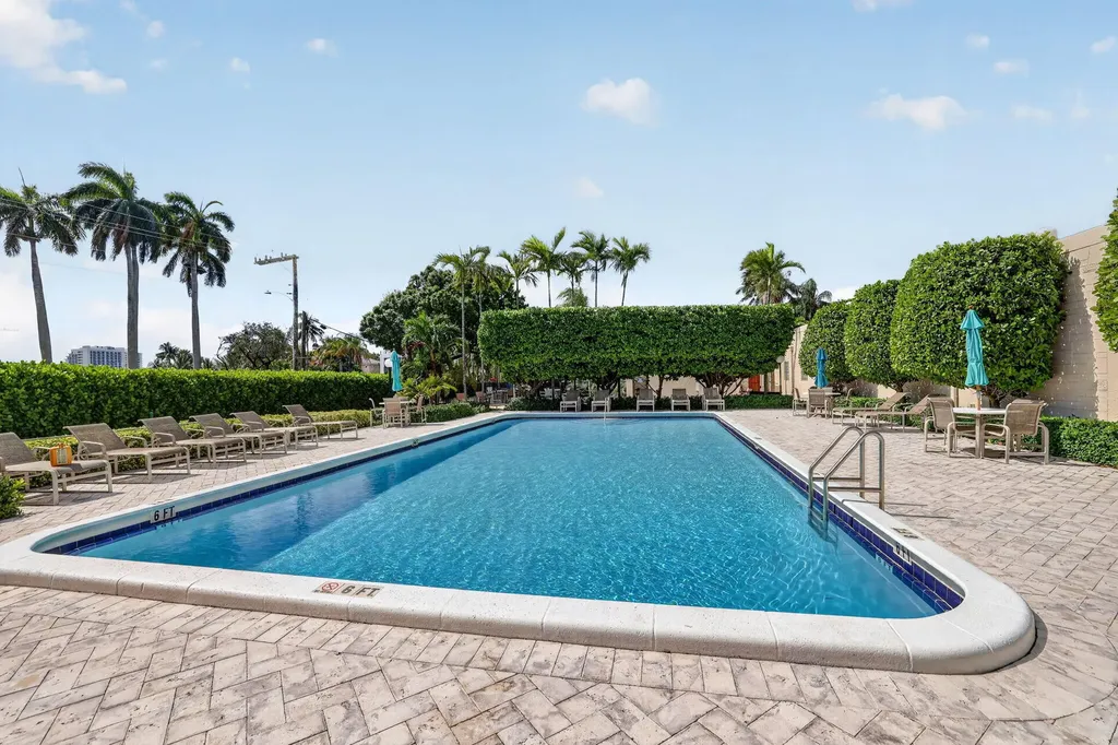2500 E Las Olas Boulevard Fort Lauderdale FL 33301