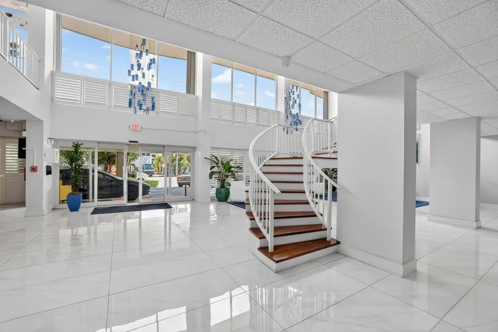 2500 E Las Olas Boulevard Fort Lauderdale FL 33301