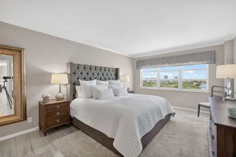 2500 E Las Olas Boulevard Fort Lauderdale FL 33301