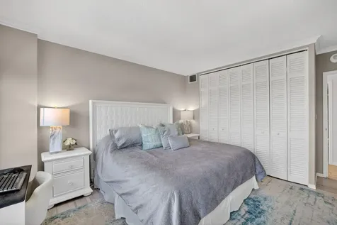 2500 E Las Olas Boulevard Fort Lauderdale FL 33301