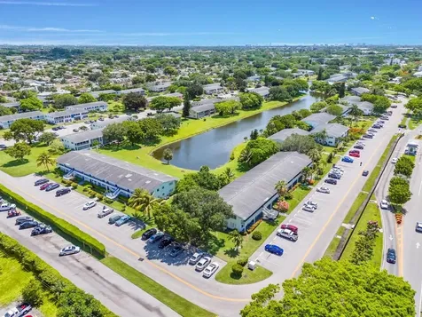 273 Prescott N Deerfield Beach FL 33442