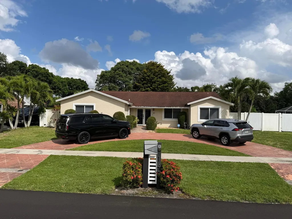 147 Alcazar Street Royal Palm Beach FL 33411