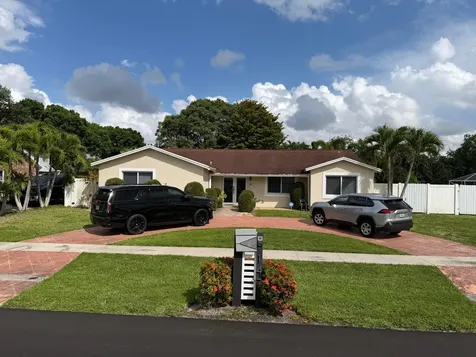 147 Alcazar Street Royal Palm Beach FL 33411