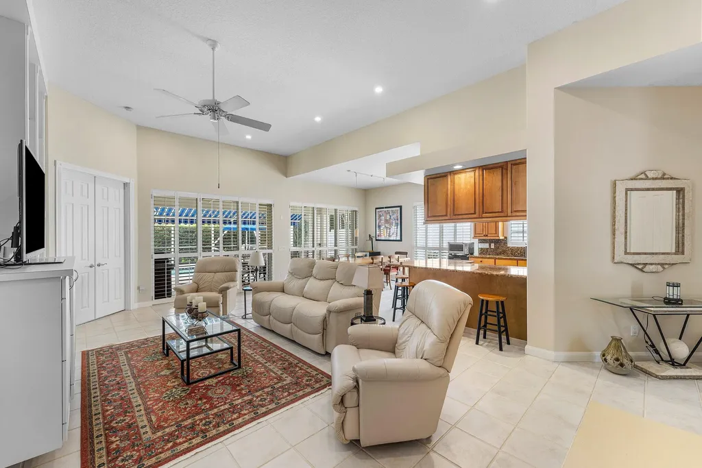 4786 Orchard Lane Delray Beach FL 33445