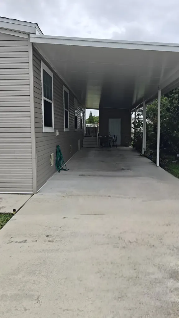 7306 43rd Terrace N Riviera Beach FL 33404