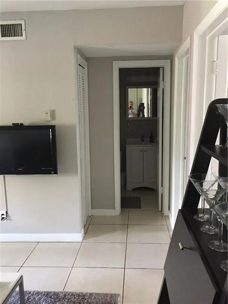 2741 NE 8th Avenue Wilton Manors FL 33334