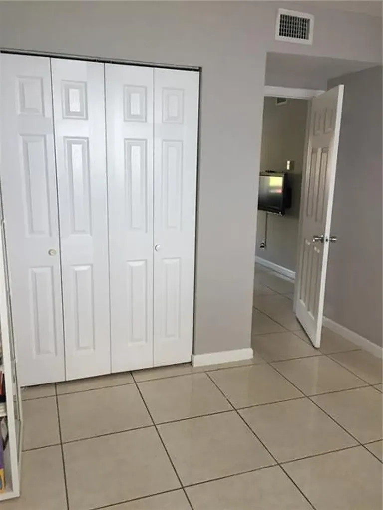 2741 NE 8th Avenue Wilton Manors FL 33334