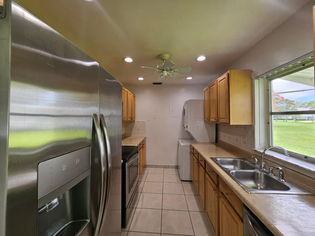 8431 NW 12th Street Plantation FL 33322