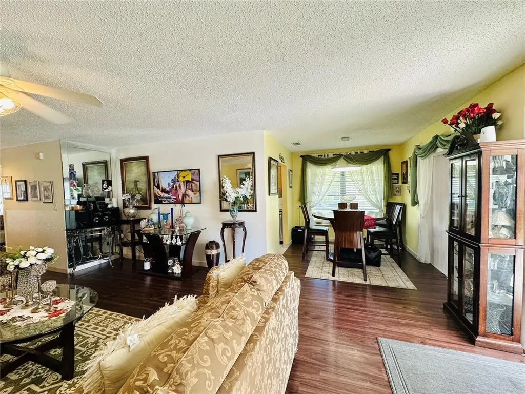 8431 NW 12th Street Plantation FL 33322