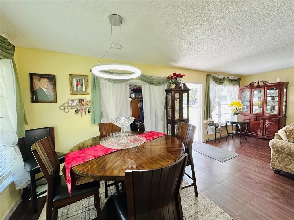 8431 NW 12th Street Plantation FL 33322
