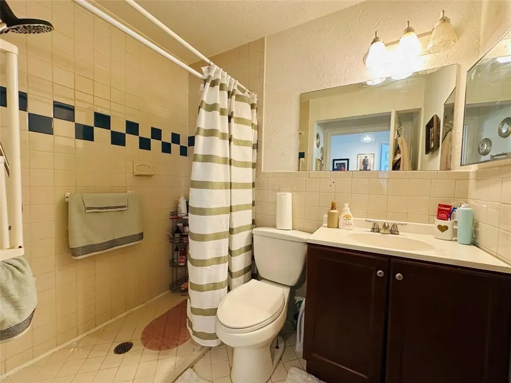 8431 NW 12th Street Plantation FL 33322
