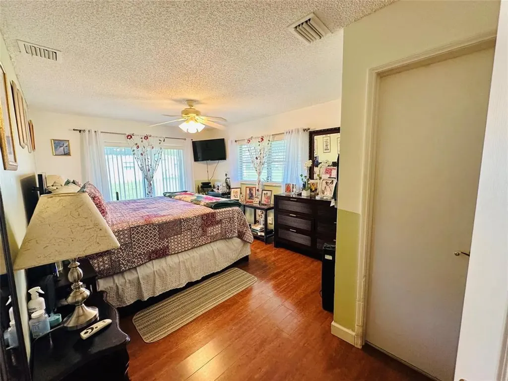 8431 NW 12th Street Plantation FL 33322