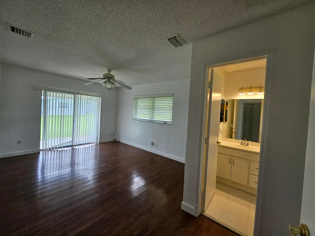 8431 NW 12th Street Plantation FL 33322