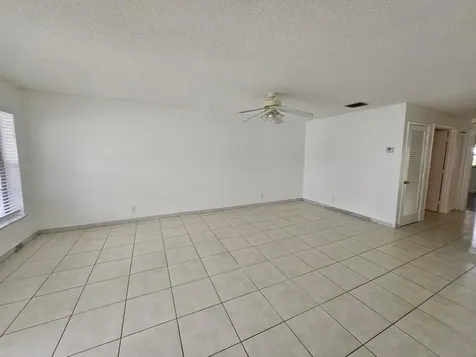 8431 NW 12th Street Plantation FL 33322