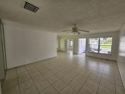 8431 NW 12th Street Plantation FL 33322