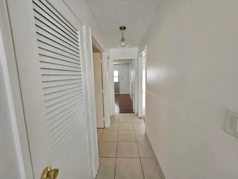 8431 NW 12th Street Plantation FL 33322