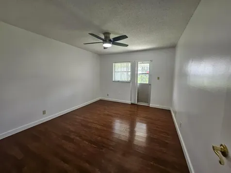 8431 NW 12th Street Plantation FL 33322