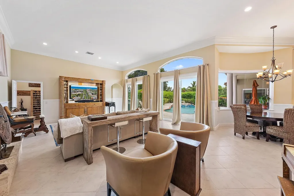 8905 Marlamoor Lane West Palm Beach FL 33412