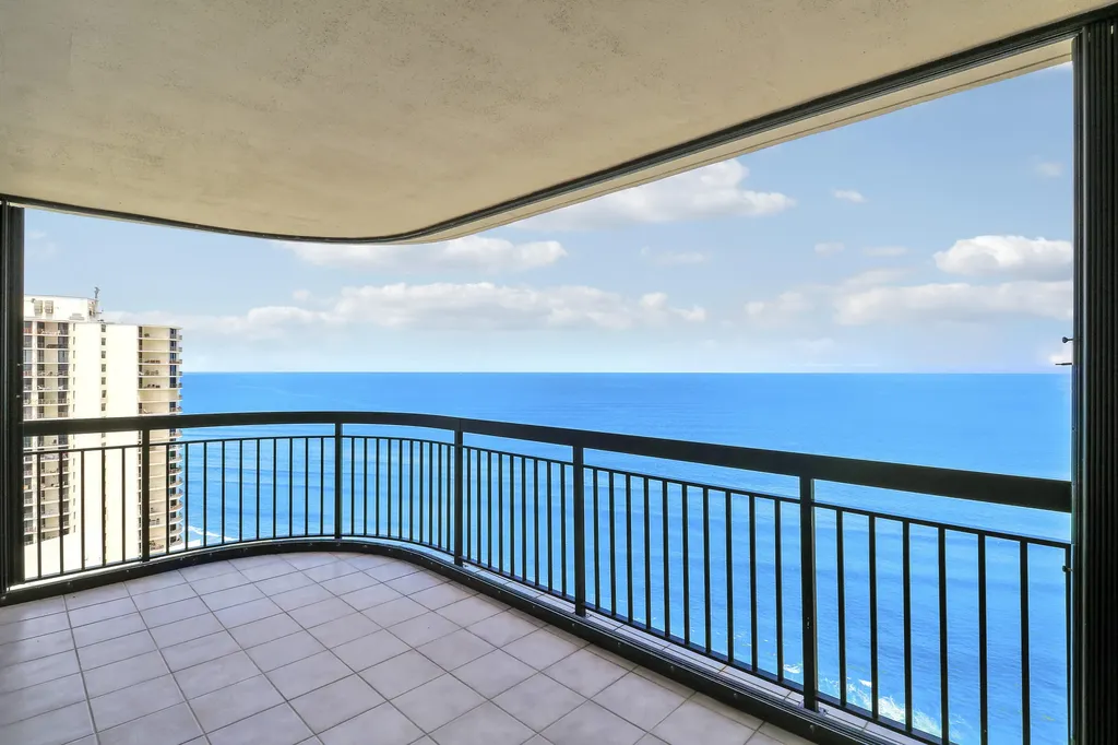 5380 N Ocean Drive Singer Island FL 33404