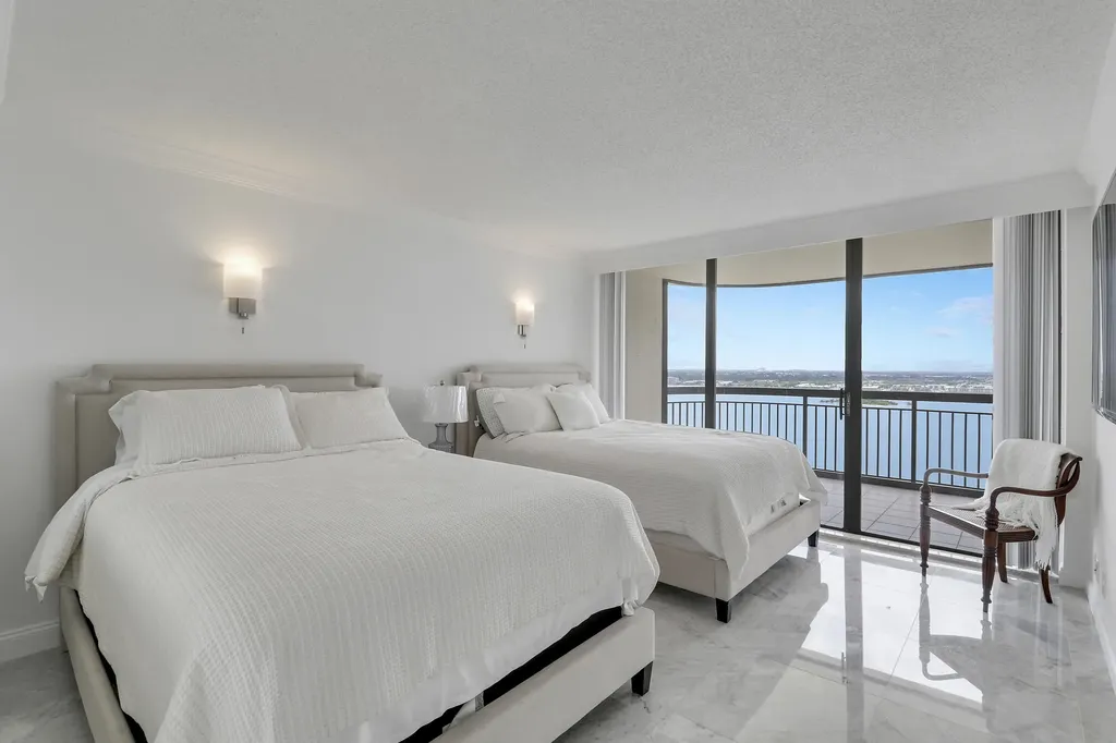 5380 N Ocean Drive Singer Island FL 33404